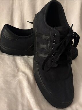 Adidas Seeley XT Triple Black Canvas Skate Shoes Sneakers Men’s 7